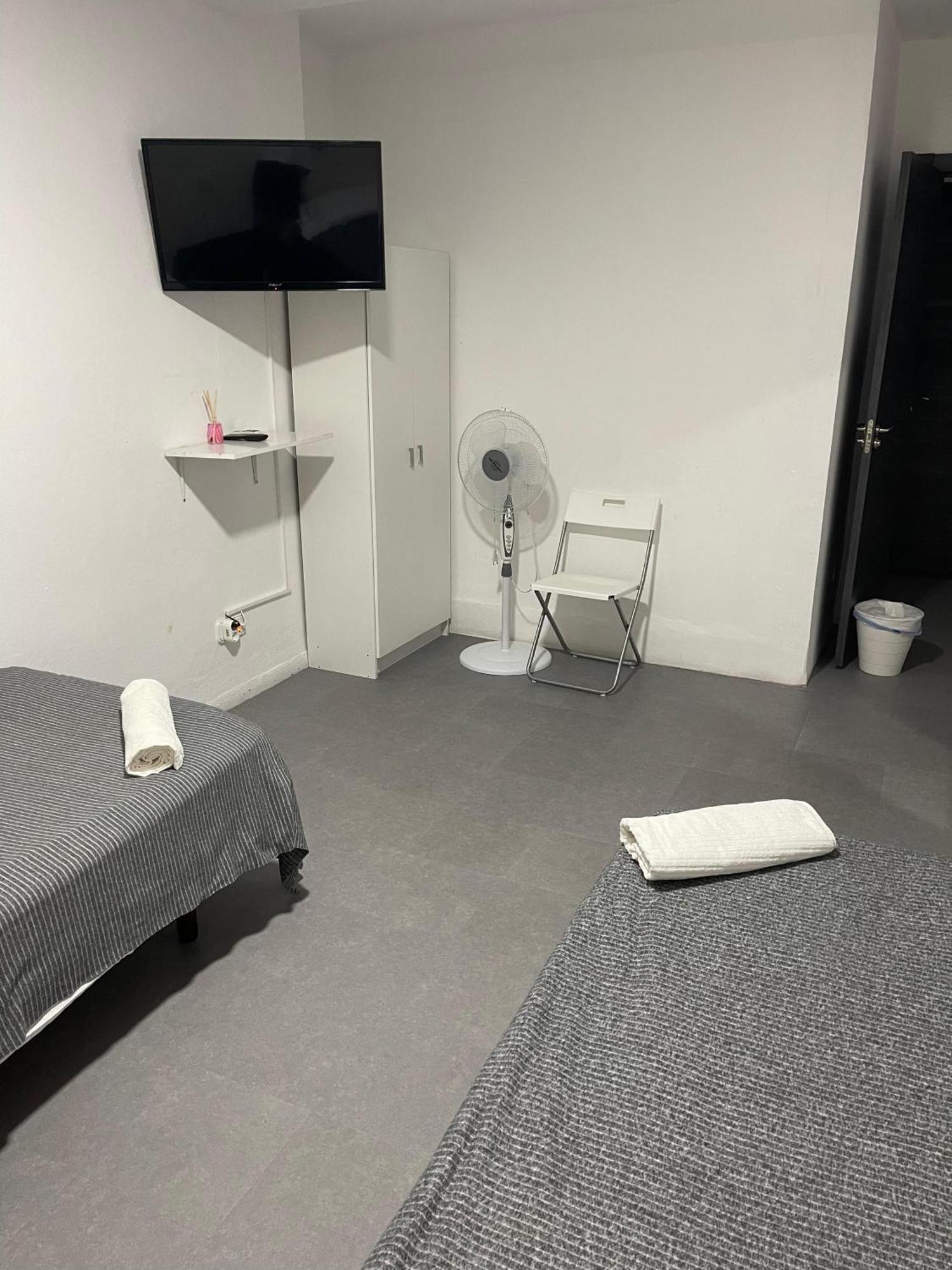 Hostal Santa Calma 마르베야 외부 사진